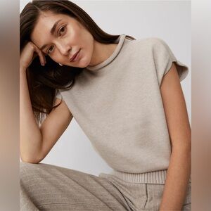 Ann Taylor Roll Neck Relaxed Vest in Beige Size M